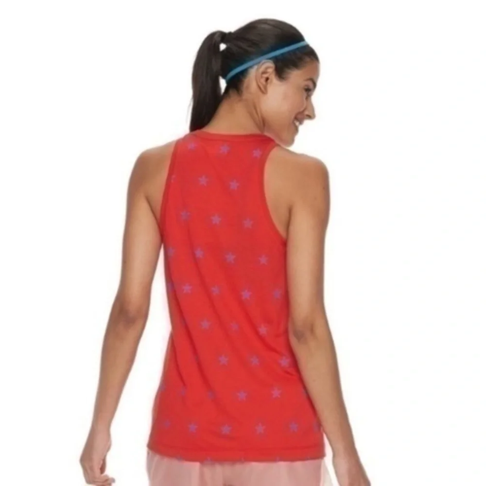 NWT. NIKE Women’s Star Graphic Tank